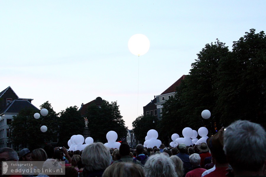 2014-07-11 Compagnie des Quidams - Reve d'Herbert (Deventer op Stelten) 018